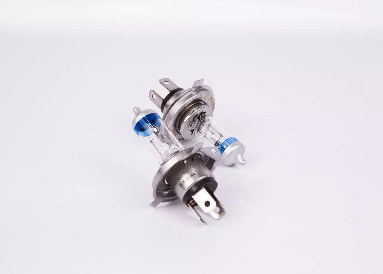 BOSCH Ampül 12V H4 P43T GıgaLight Plus 120 1987301106 1145180. Görsel
